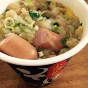 ウィンナーを一緒に茹でよう♡カップ麺